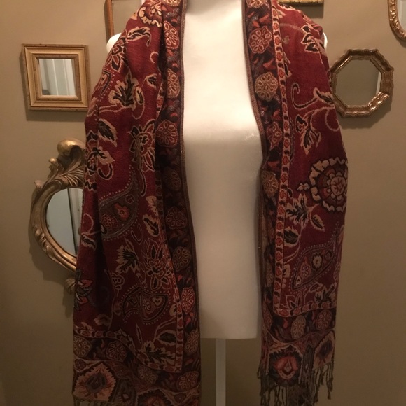 Beautiful wrap - Picture 3 of 3